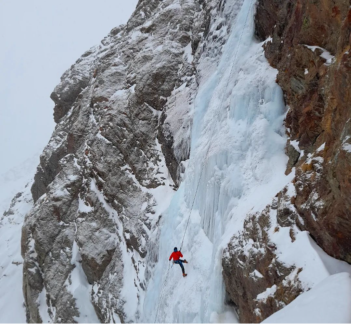 Arrampicata ghiaccio Cadore Dolomiti